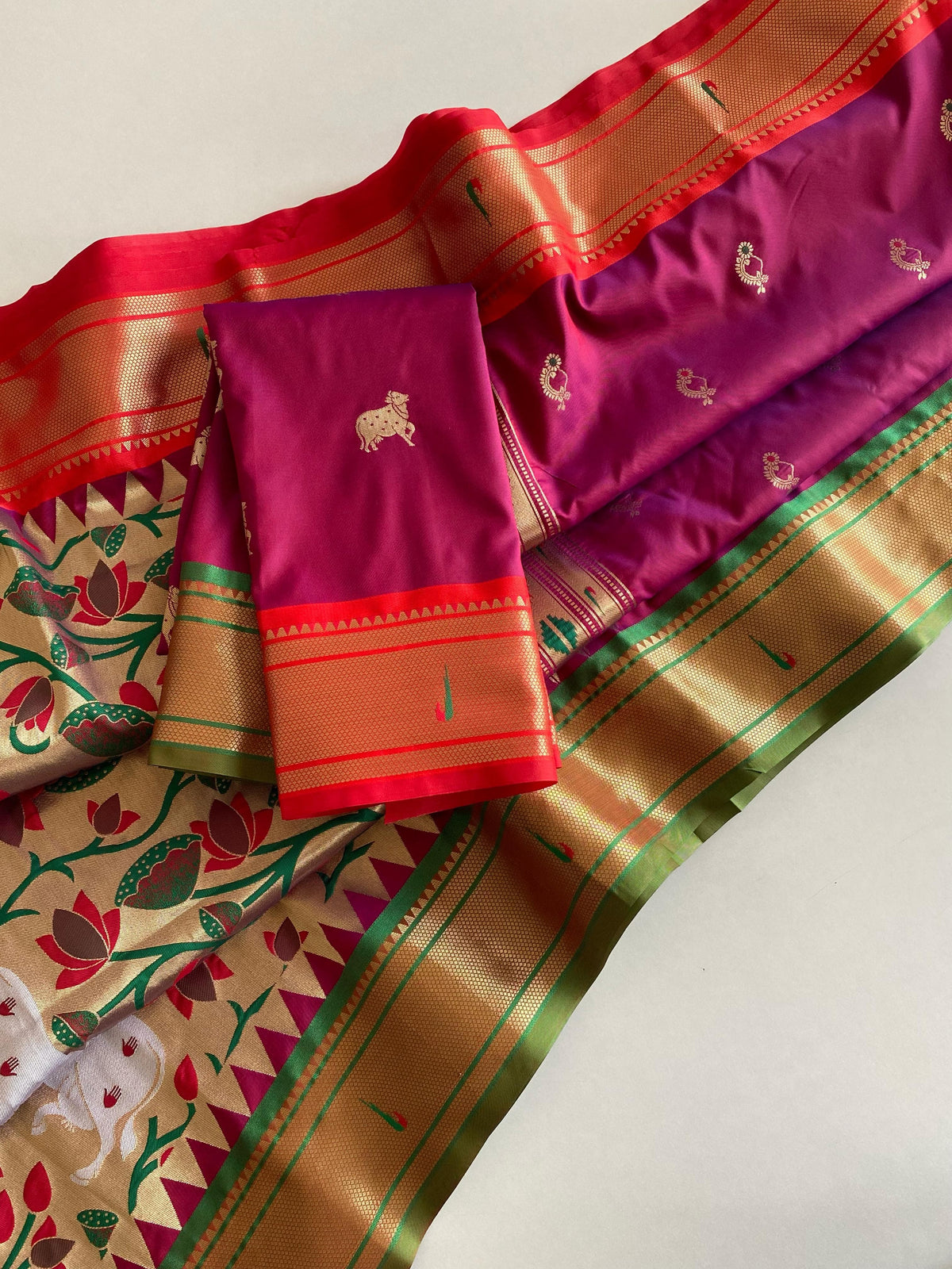 Beautiful Silk Pichwai & Paithani Weaving Saree