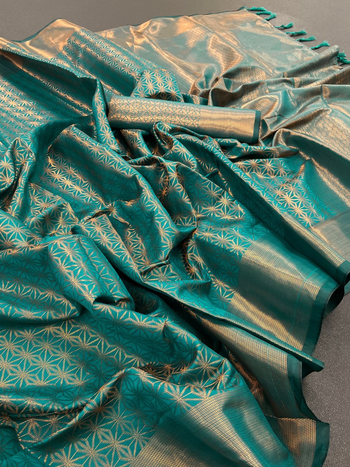 Latest Collection Kanchipuram Silk Saree