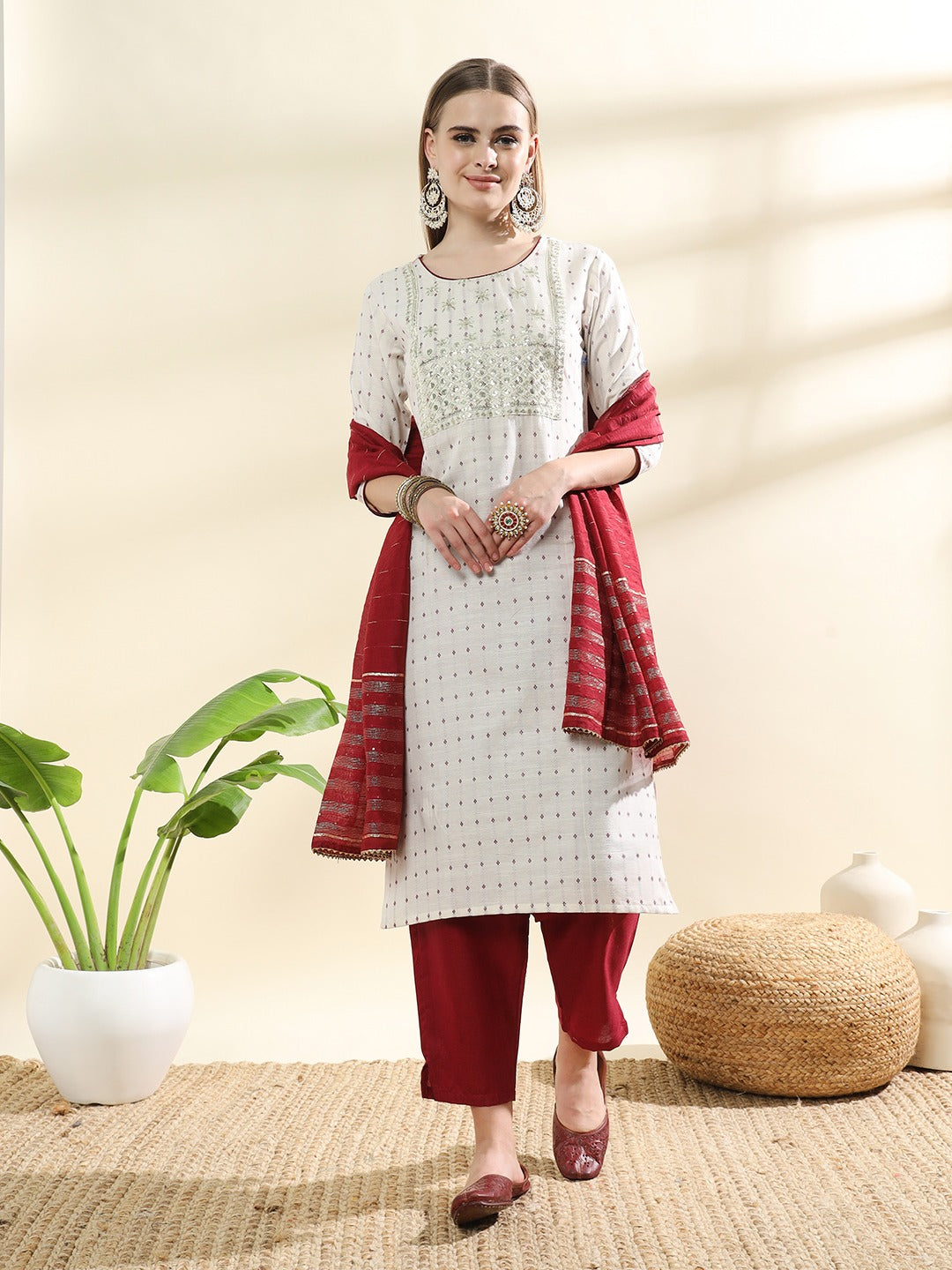 Premium Beautiful Cotton Kurti Having Weaved Butti With Pant