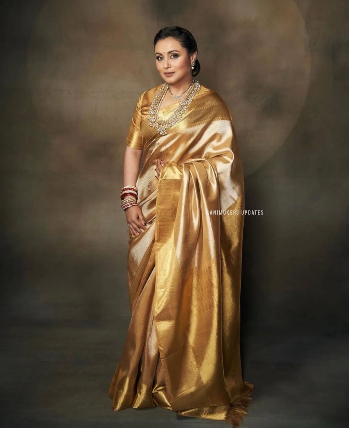 Beautiful Banarsi Handloom Golden Tissue Zari Silk Saree