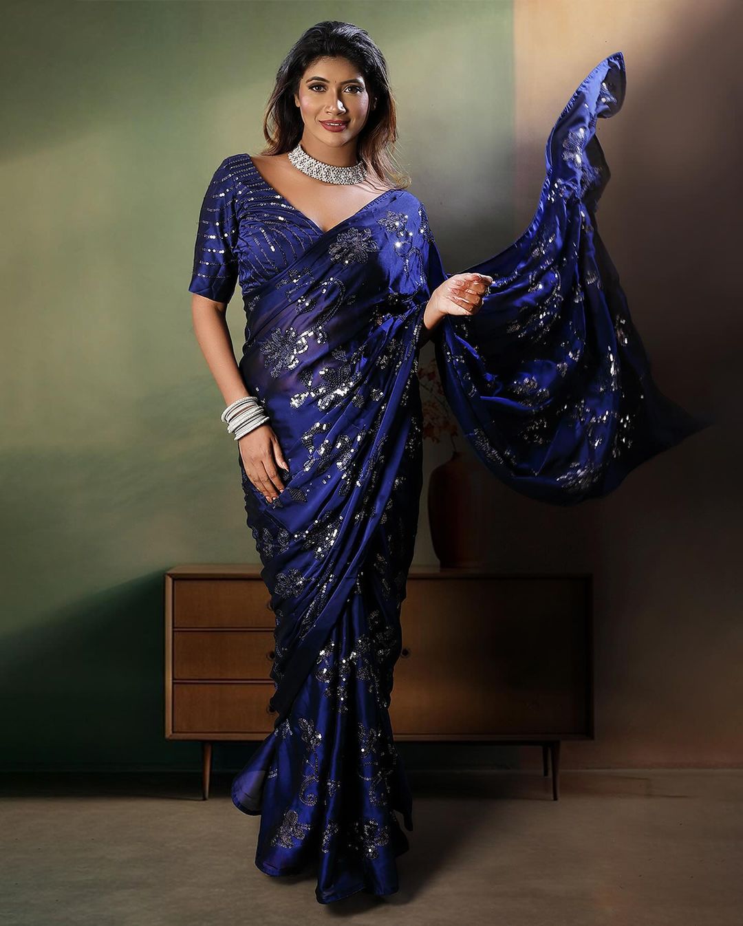 Blockbuster Bollywood Sequence Rangoli Silk Saree