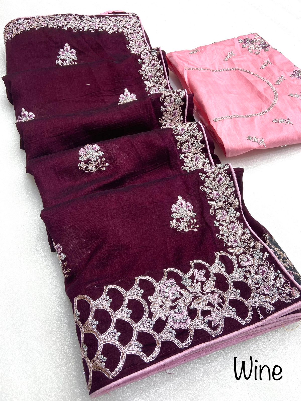 Beautiful Vichitra Blooming Saree