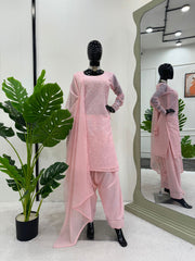 Stylish Baby Pink Georgette Salwar Suit