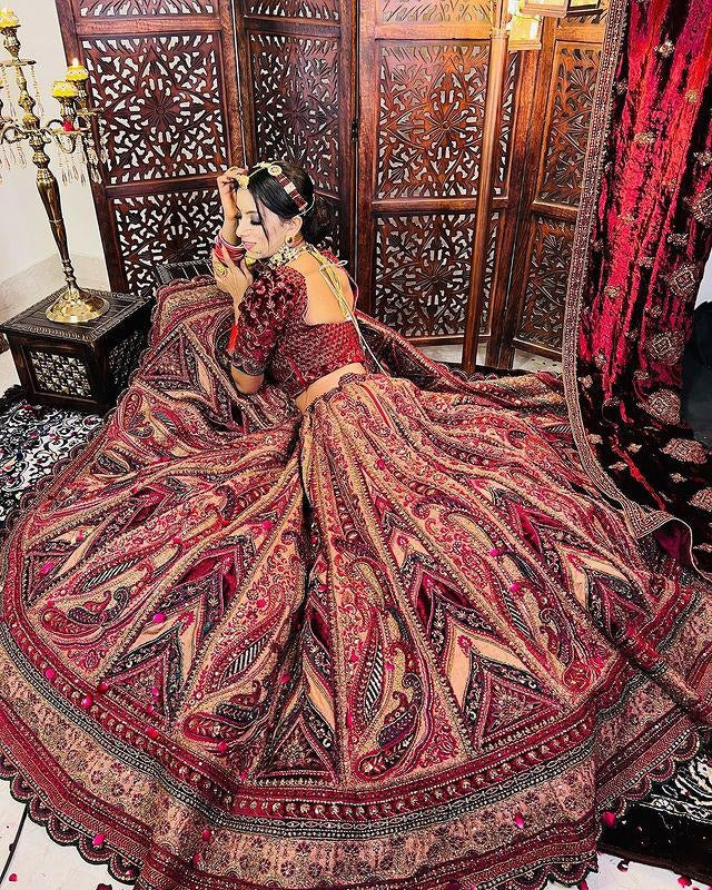 Trending Most Beautiful Heavy Bridal Lehenga