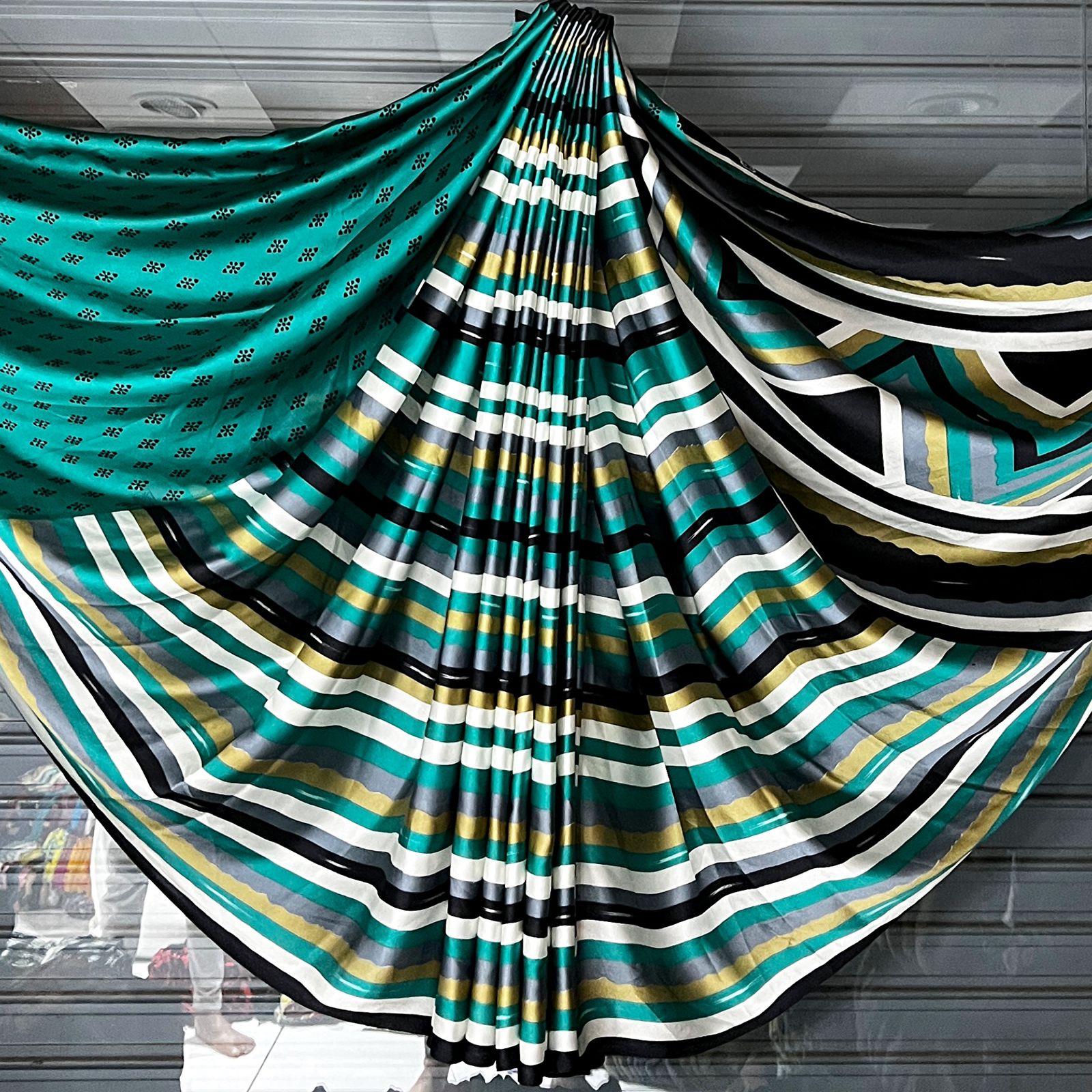 Beautiful Printed Satin Crepe Saree