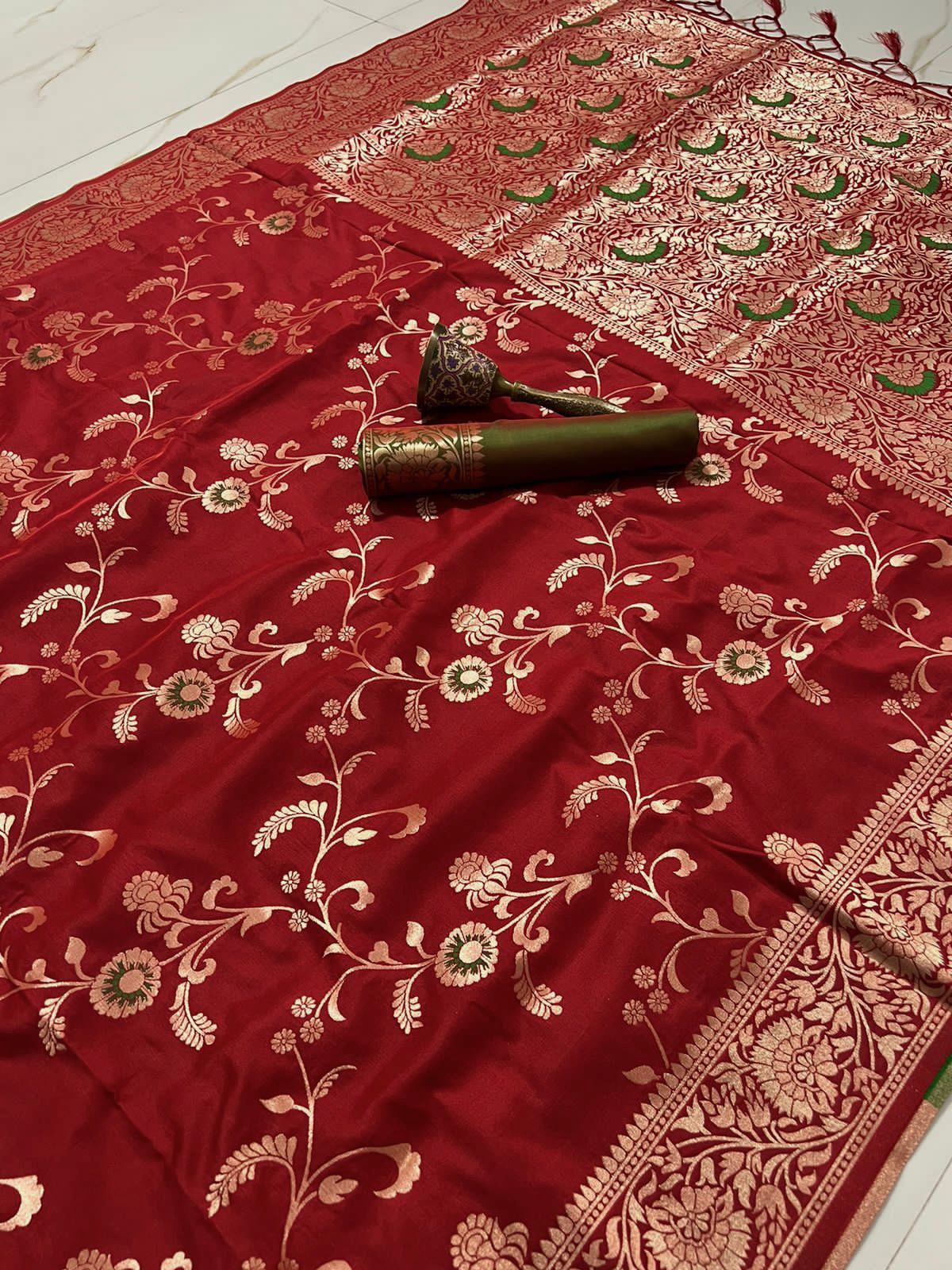 Traditional Pure Heavy Silk Zari With Heavy Minakari Weaving Work Saree