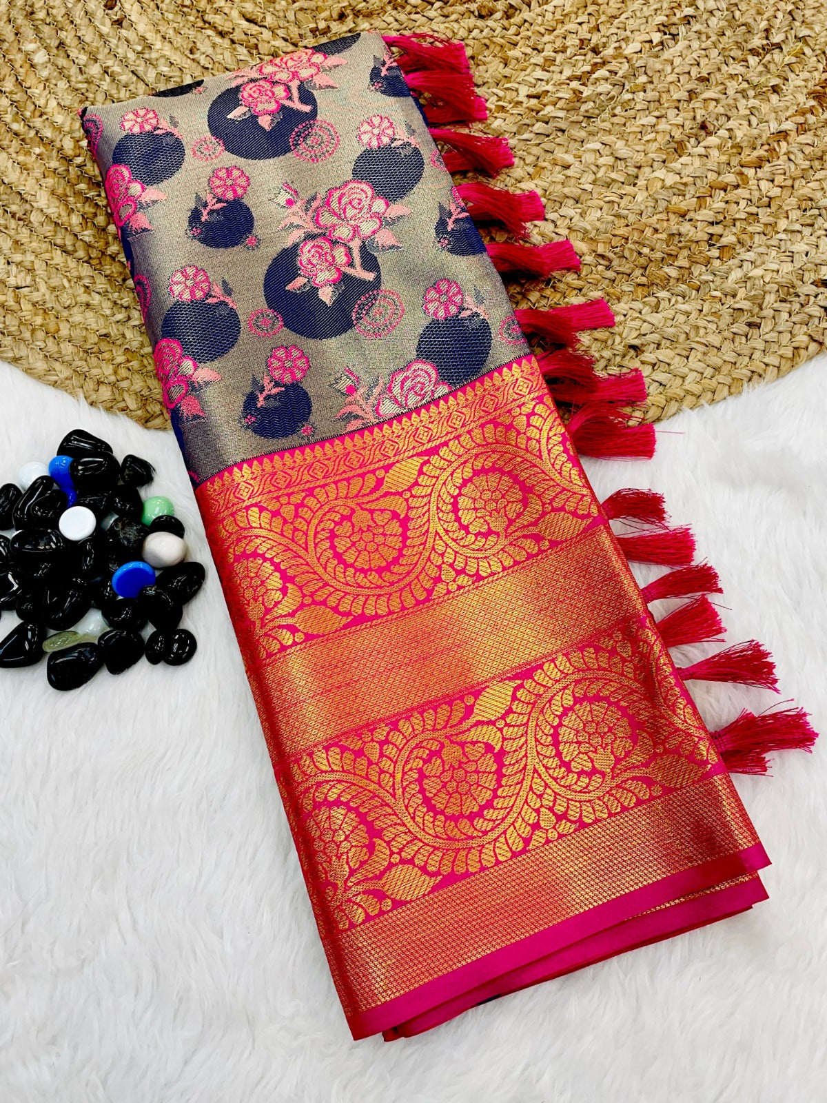 Pure Gold Zari Heavy Banarsi Handloom Kanjivaram Pattu Silk Saree