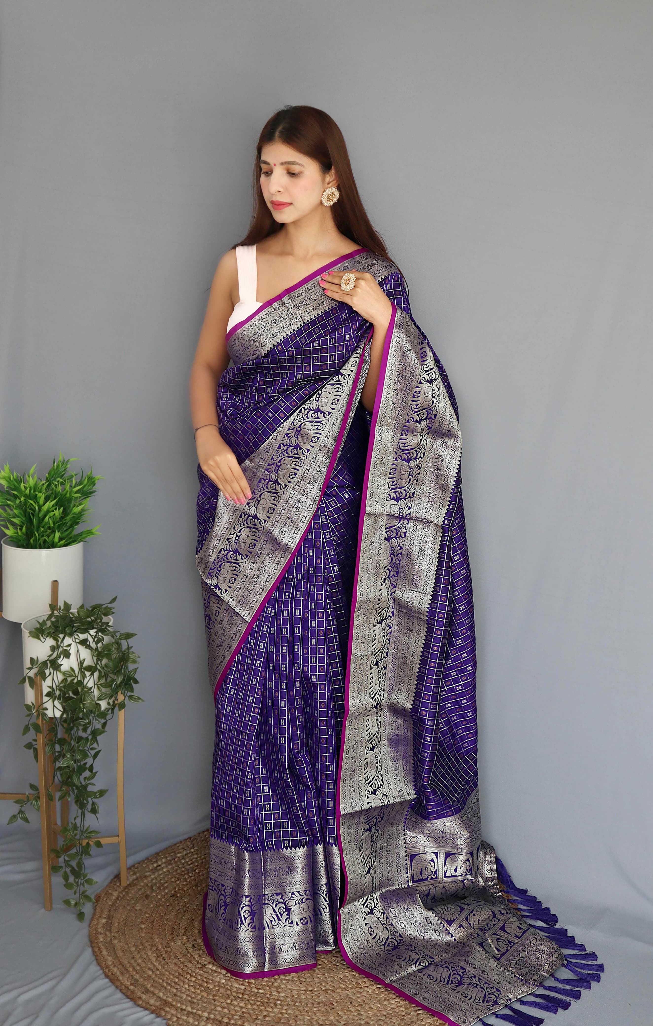 Beautiful  Mesmerizing Silk Saree