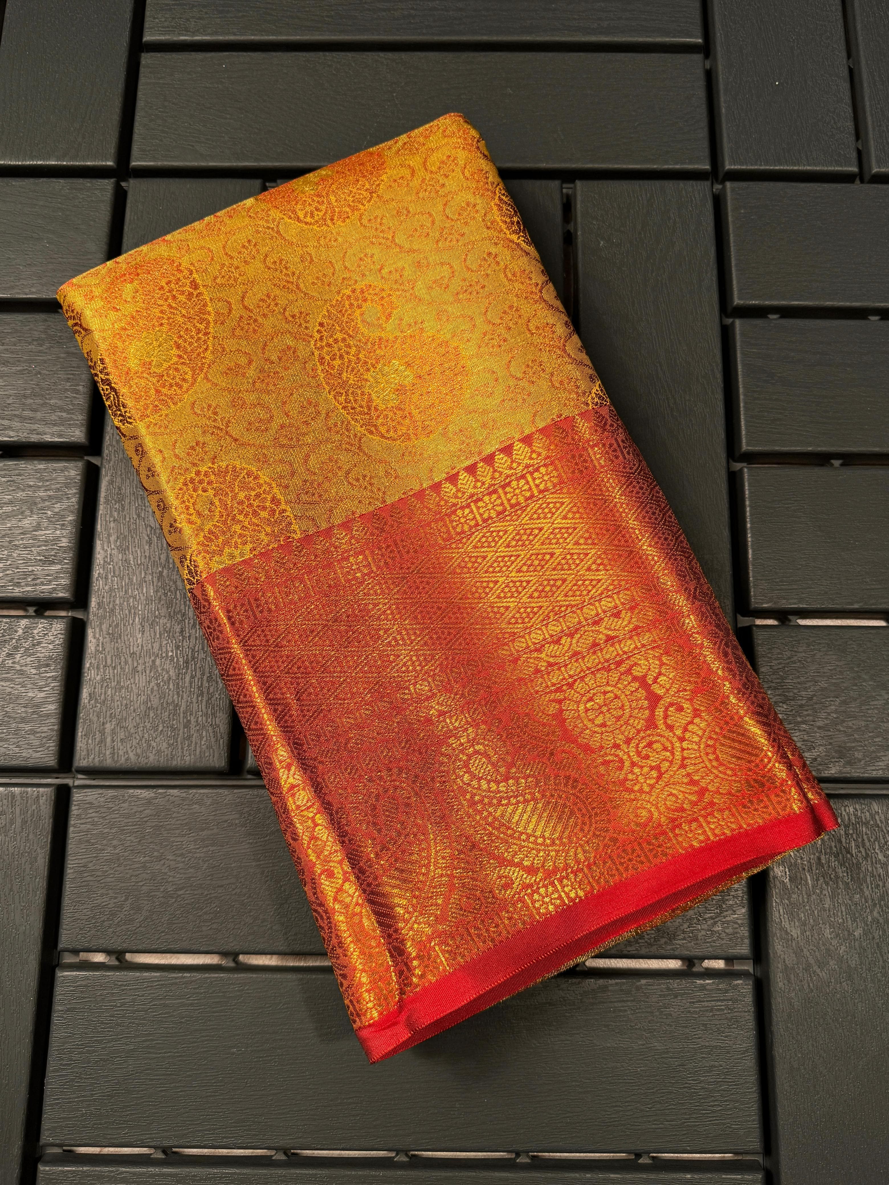 South Indian Special Soft Banarsi Hand-loom Bridal Pattu Silk Saree